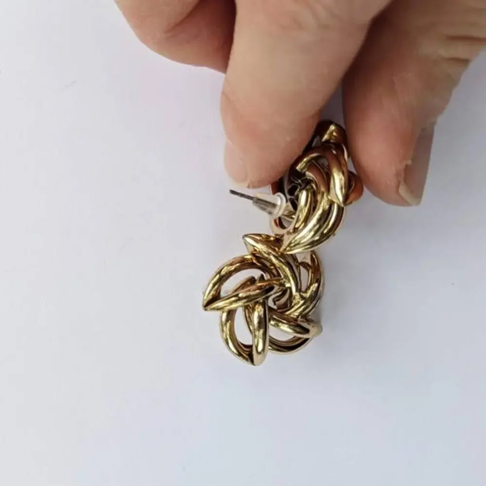 Gold-tone pin-wheel, wind-mill spiral post earrings